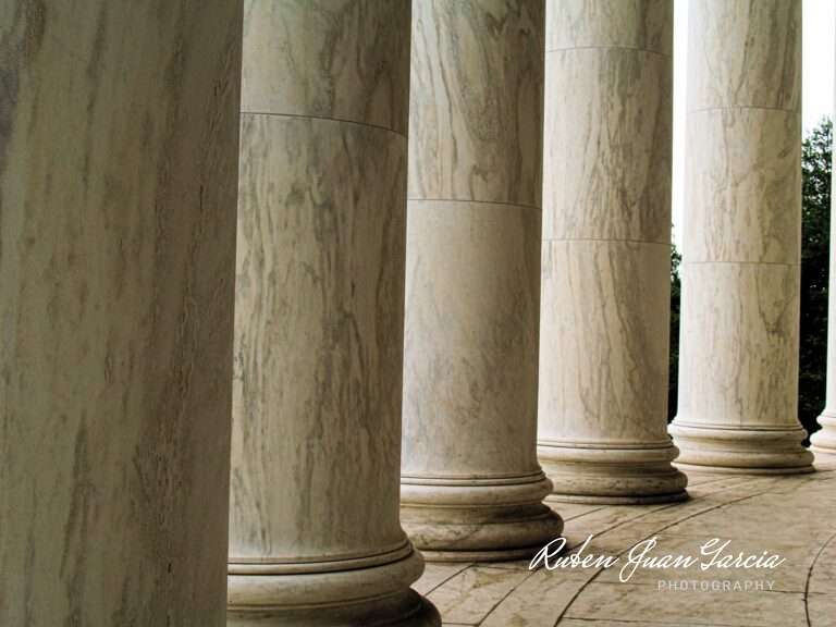 Lincoln Memorial columns